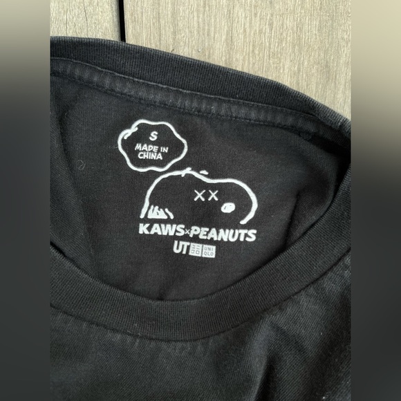 Uniqlo UT Kaws x Peanuts Black T-Shirt
Size S - Picture 4 of 4